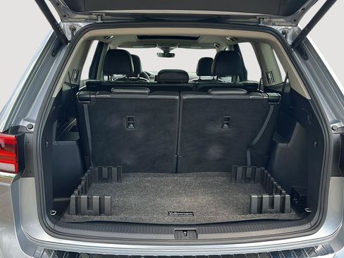 Used 2024 Volkswagen Atlas SEL AWD/4WD image 18