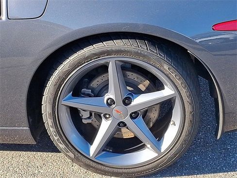 Used 2012 Chevrolet Corvette Coupe w/ 3LT Preferred Equipment Group image 28