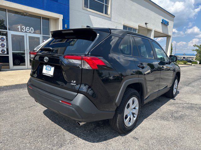 Used 2025 Toyota RAV4 LE AWD/4WD image 16