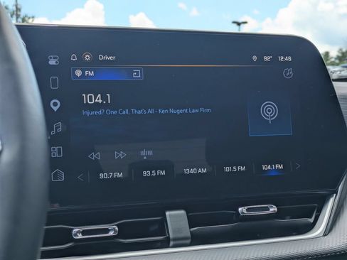 Used 2025 Chevrolet Equinox LT AWD/4WD image 20