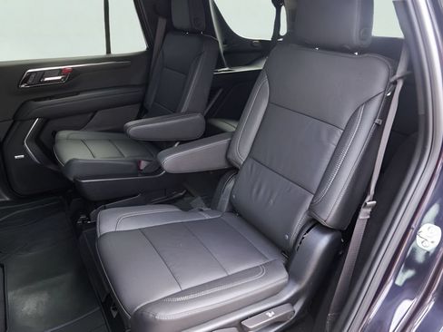 Used 2025 Chevrolet Tahoe Z71 w/ Comfort Package AWD/4WD image 26