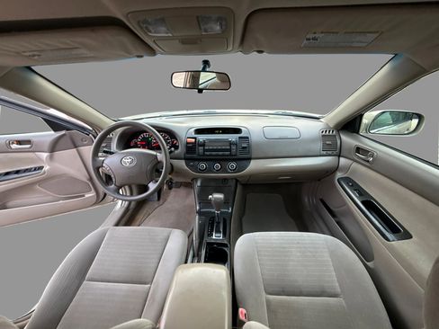 Used 2005 Toyota Camry LE image 20