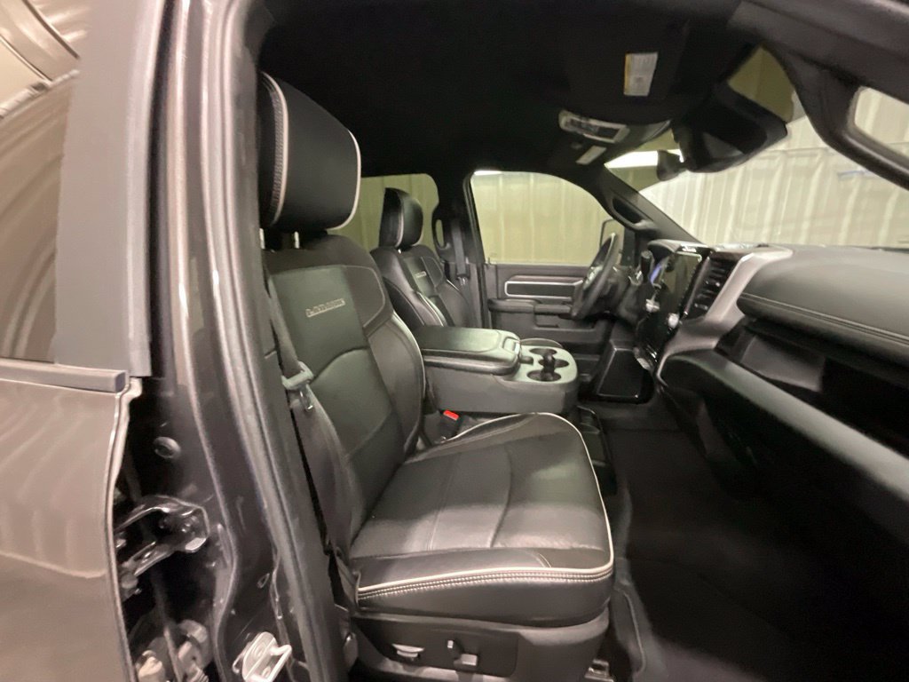 Used 2026 RAM 2500 Laramie AWD/4WD image 13
