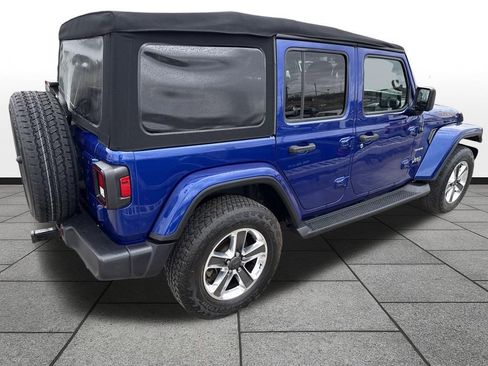 Used 2020 Jeep Wrangler Unlimited Sahara image 5