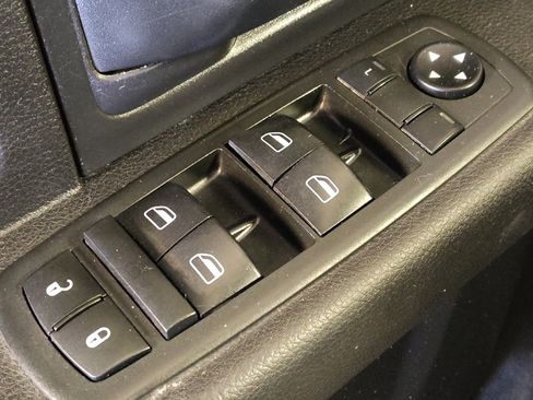 Used 2018 RAM 1500 Tradesman image 27