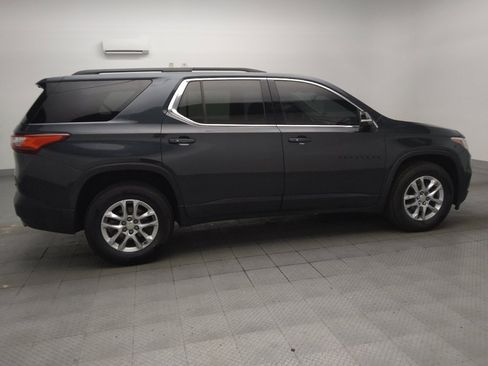Used 2021 Chevrolet Traverse LT FWD image 10