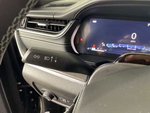 Certified 2025 Jeep Grand Cherokee L Overland w/ Advanced Protech Group III image 13