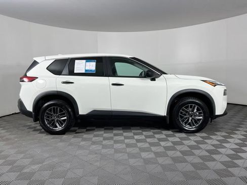 Used 2021 Nissan Rogue S FWD image 12