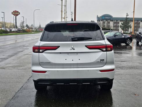 New 2025 Mitsubishi Outlander SEL Black Edition image 6