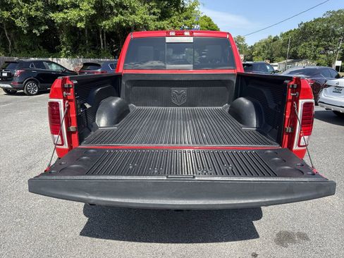 Used 2014 RAM 1500 Laramie image 29