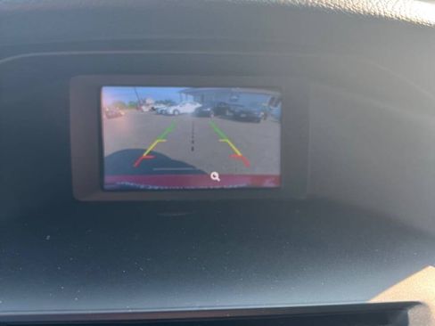 Used 2015 Ford Focus SE FWD image 5