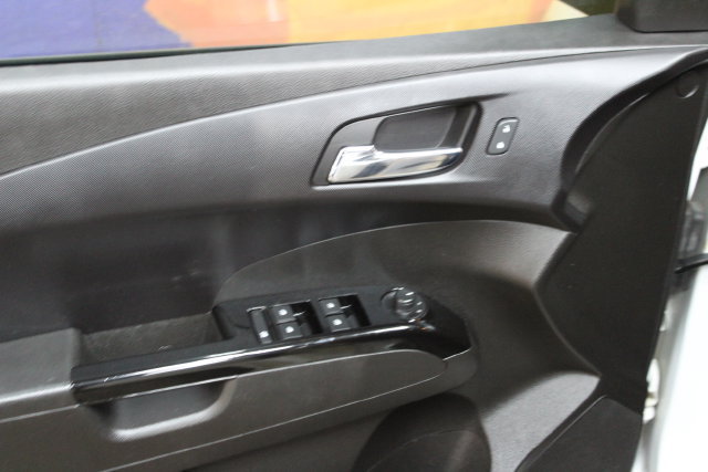 Used 2018 Chevrolet Sonic LT w/ True North Edition FWD image 13