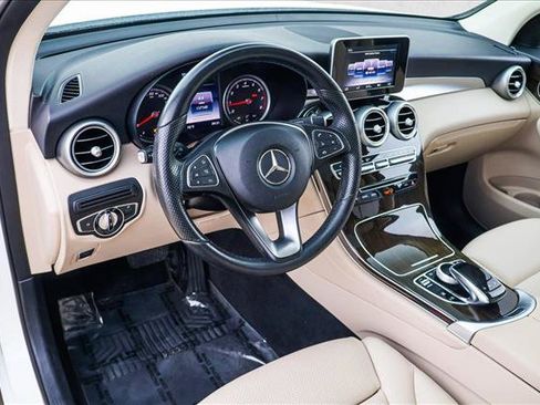 Used 2016 Mercedes-Benz GLC 300 4MATIC image 10