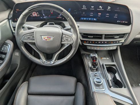 Certified 2025 Cadillac CT5 V w/ LPO, Blue Accent Package RWD image 29