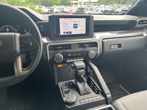Used 2024 Toyota Tacoma SR5 AWD/4WD image 14