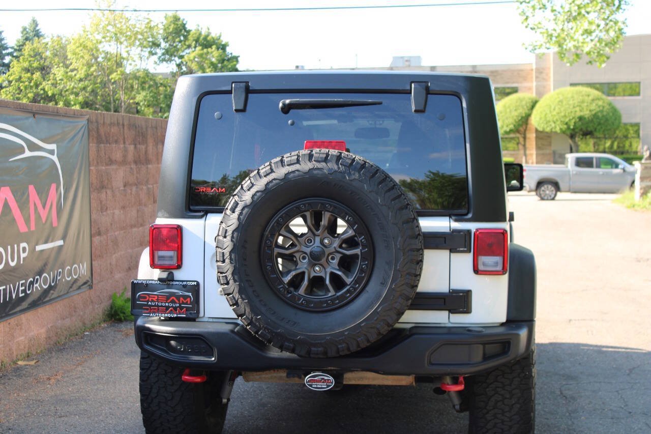 Used 2013 Jeep Wrangler Unlimited Rubicon AWD/4WD image 8
