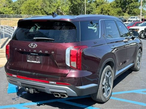 Used 2023 Hyundai Palisade Limited FWD image 3
