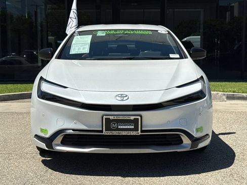 Used 2023 Toyota Prius Prime FWD image 5