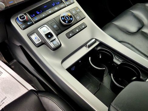 Used 2020 Hyundai Palisade SEL w/ Premium Package AWD/4WD image 17