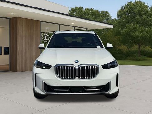 Certified 2024 BMW X5 xDrive40i AWD/4WD image 3
