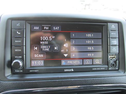Used 2017 Dodge Grand Caravan SXT FWD image 12