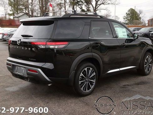 New 2026 Nissan Pathfinder Platinum image 7