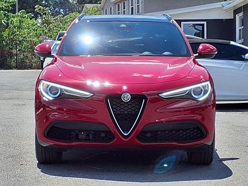 Used 2023 Alfa Romeo Stelvio Ti AWD/4WD image 2