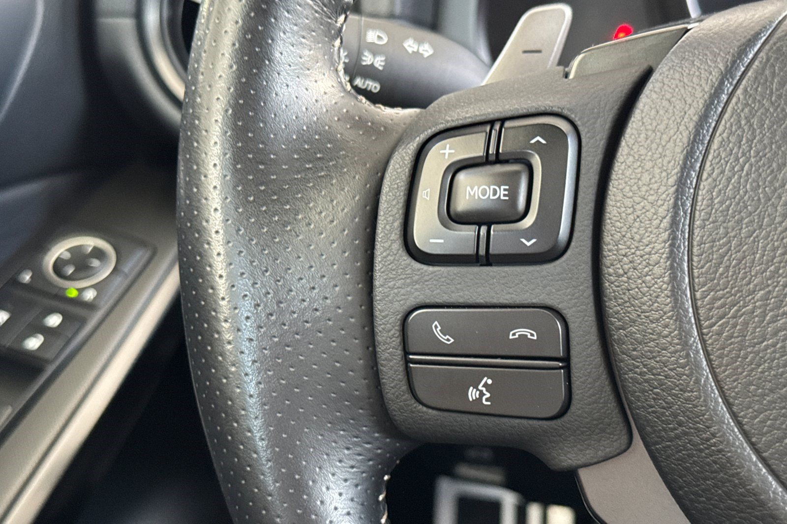 Certified 2024 Lexus IS 350 F Sport RWD image 29