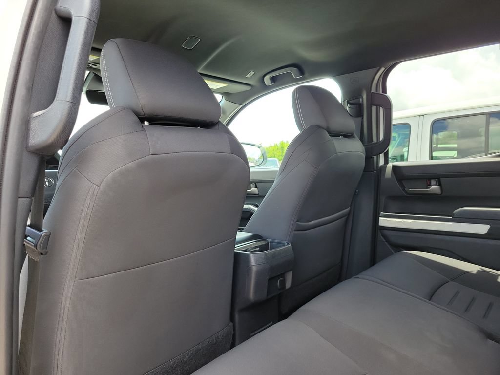 Used 2024 Toyota Tacoma TRD Off-Road AWD/4WD image 15