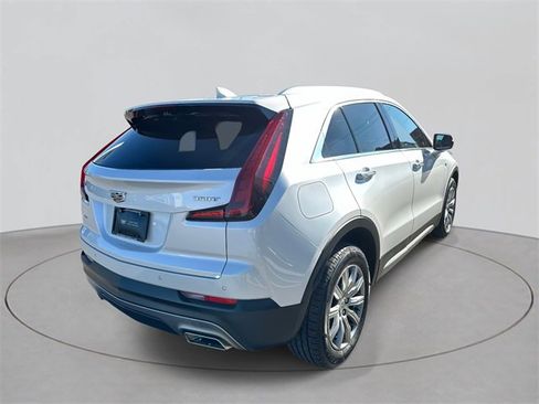 Certified 2022 Cadillac XT4 Premium Luxury w/ Enhanced Visibility Package image 36