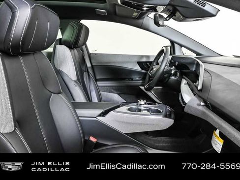 New 2025 Cadillac Optiq Sport 1 image 23