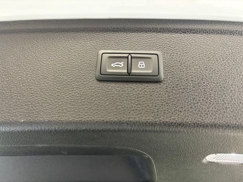 Certified 2023 Audi Q5 2.0T Premium w/ Convenience Package AWD/4WD image 23