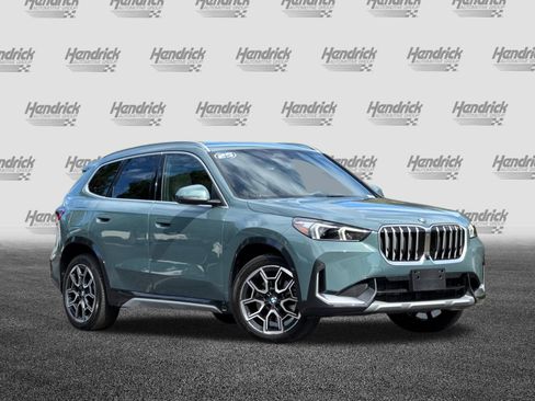 Used 2025 BMW X1 xDrive28i AWD/4WD image 2