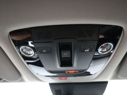 Certified 2025 Kia Sportage SX image 17