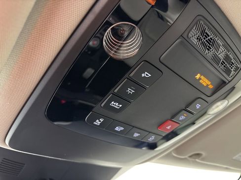 New 2026 Kia Carnival EX image 24