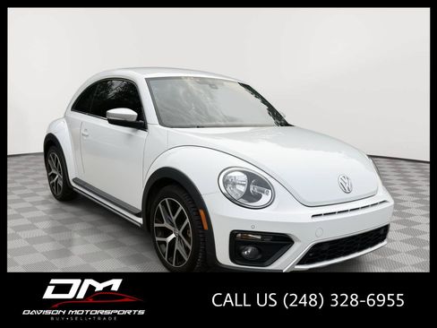 Used 2017 Volkswagen Beetle 1.8T Dune FWD image 1
