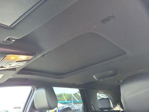 Used 2023 Dodge Durango GT image 17