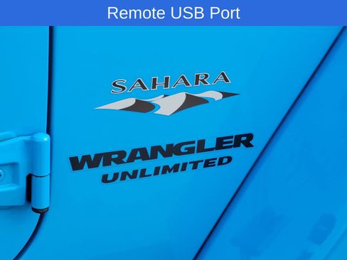 Used 2017 Jeep Wrangler Unlimited Sahara w/ Connectivity Group AWD/4WD image 6