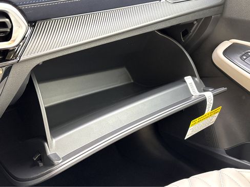 New 2026 Nissan Sentra SL w/ Floor Mat Package FWD image 20