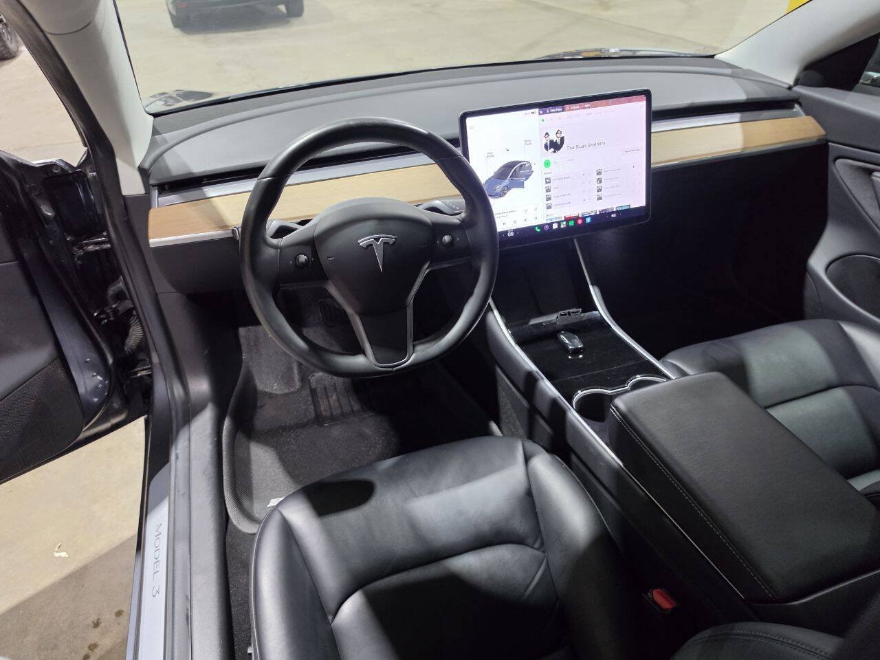 Used 2018 Tesla Model 3 Long Range AWD/4WD image 27