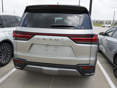 Certified 2025 Lexus LX 600 4WD w/ Accessory Package (2T) image 6