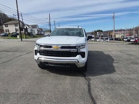 Used 2022 Chevrolet Silverado 1500 LT image 4