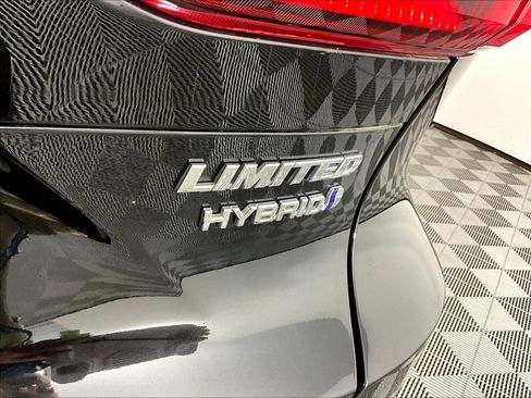 Used 2022 Toyota Venza Limited AWD/4WD image 24