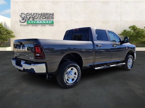 New 2026 RAM 2500 Tradesman AWD/4WD image 5