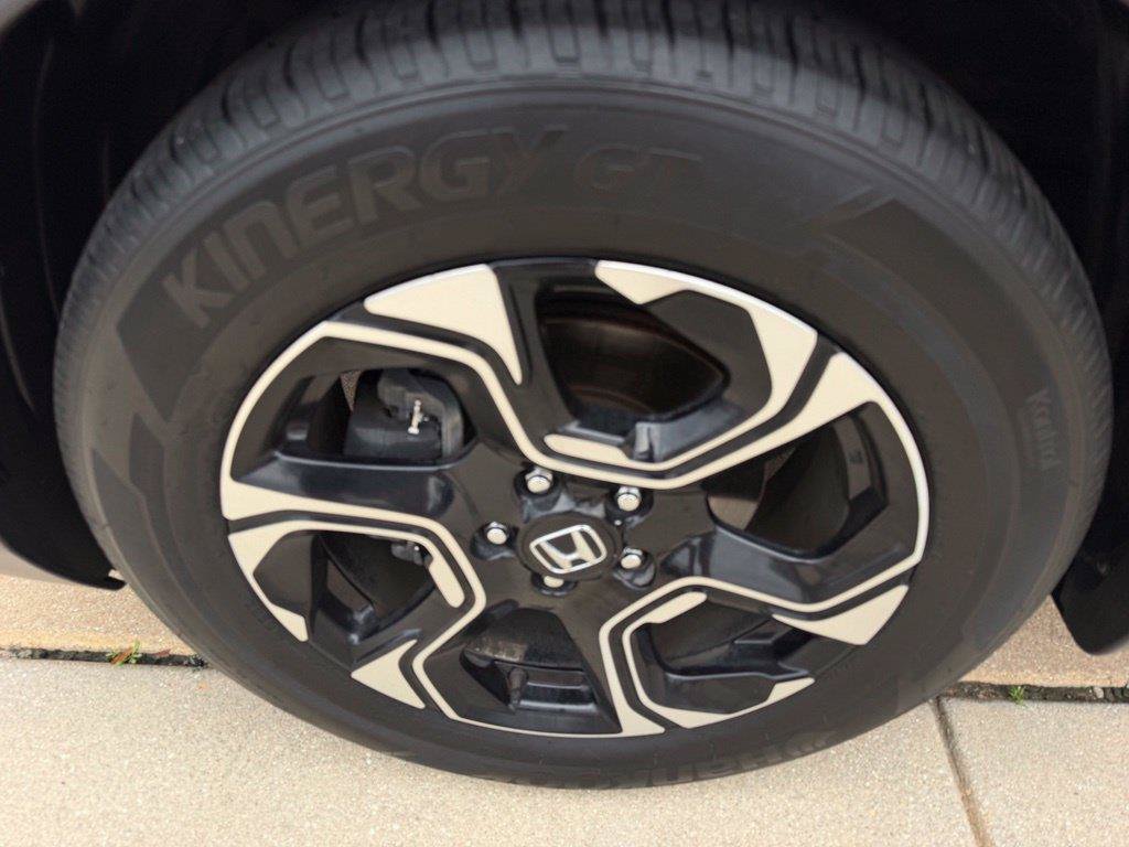 Used 2017 Honda CR-V Touring image 29