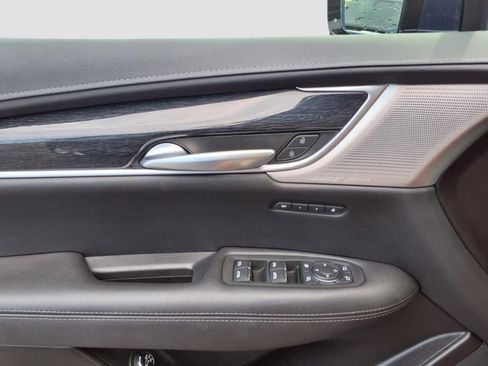 Used 2023 Cadillac XT5 Premium Luxury image 22