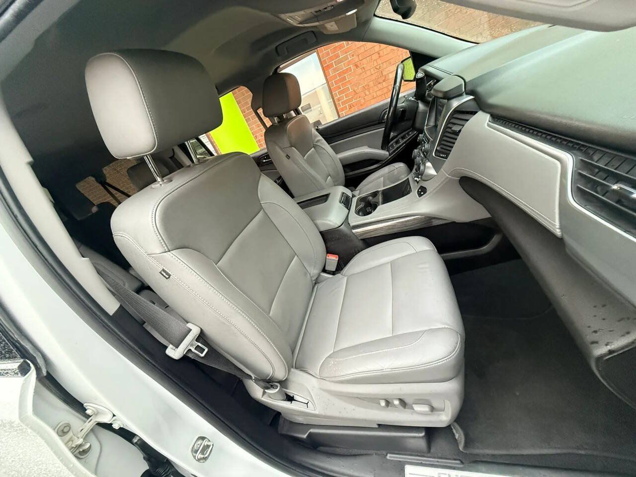 Used 2019 Chevrolet Suburban LT w/ Luxury Package AWD/4WD image 35