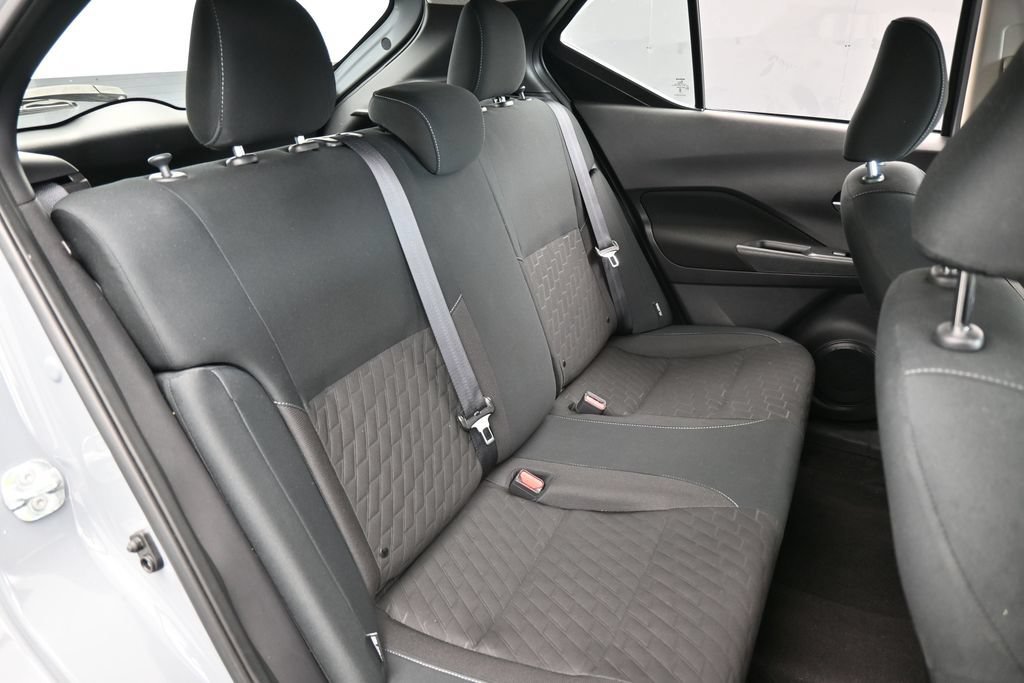 Used 2023 Nissan Kicks SV FWD image 42