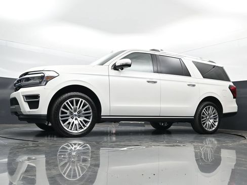 Used 2022 Ford Expedition Max Limited AWD/4WD image 25