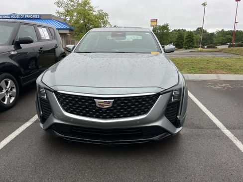 Used 2025 Cadillac CT5 Premium Luxury RWD image 7